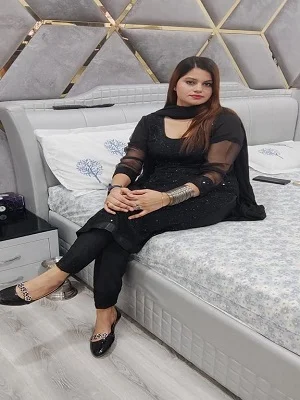Call Girl in Bicholim